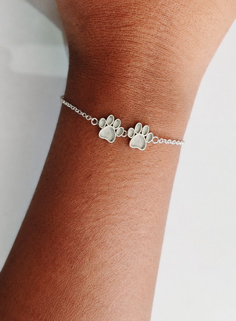 Double paw bracelet