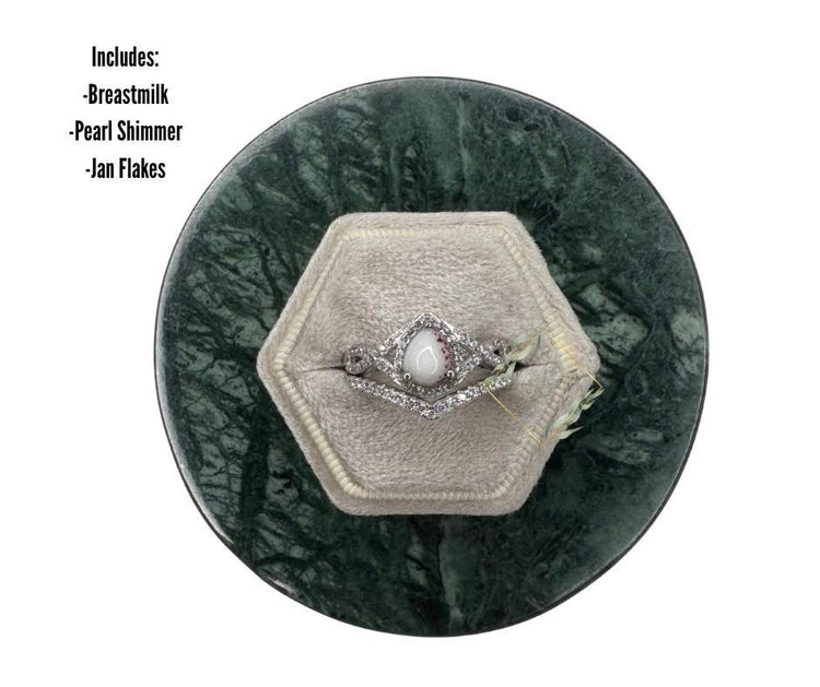 Infinity teardrop with curved band