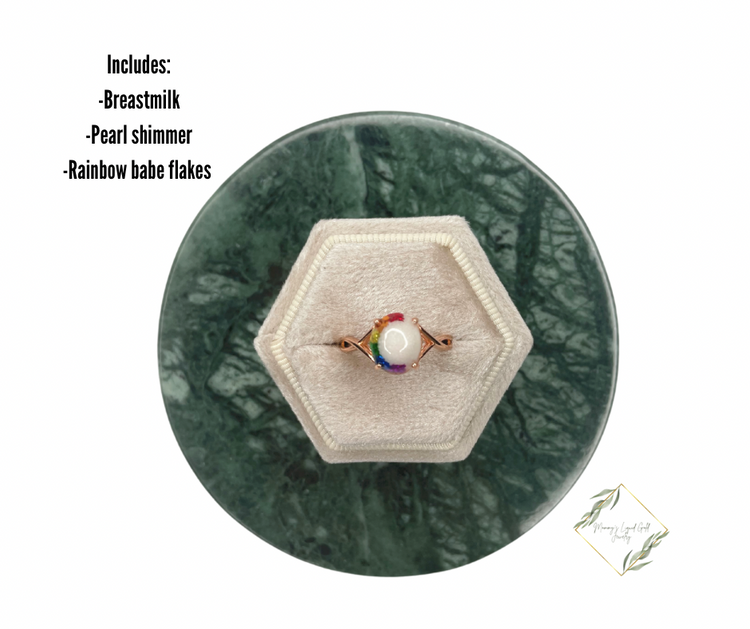 Oval ring with twist band