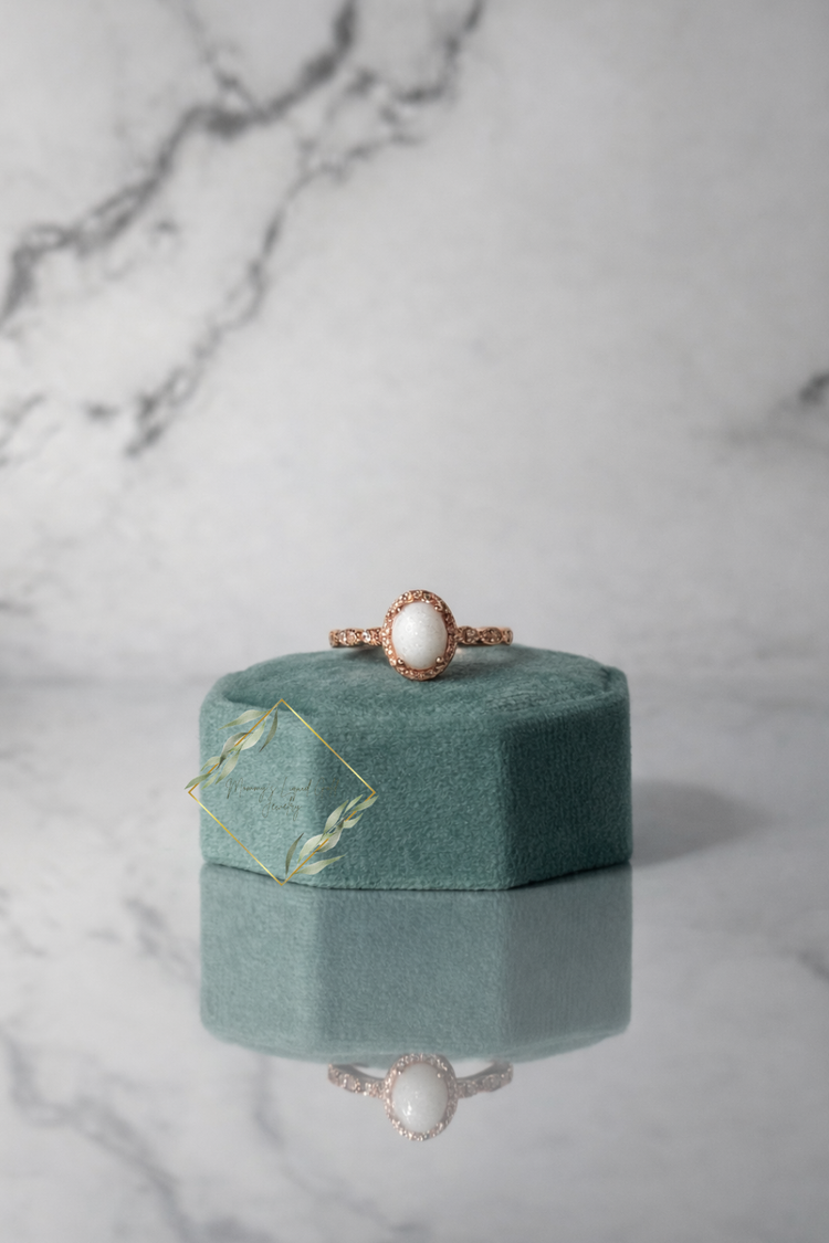 Single oval ring